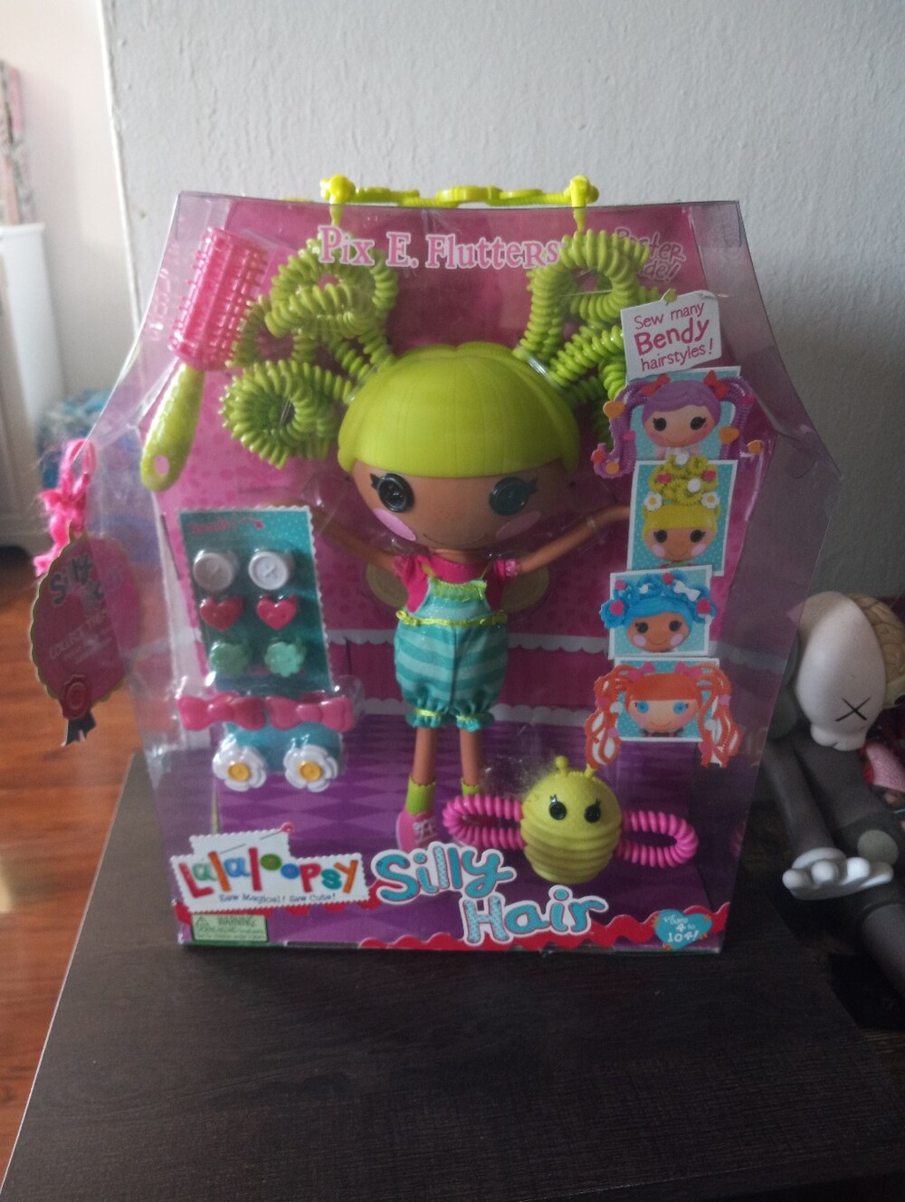 Lalaloopsy Pix E.Flutters Silly Hair Doll NIB